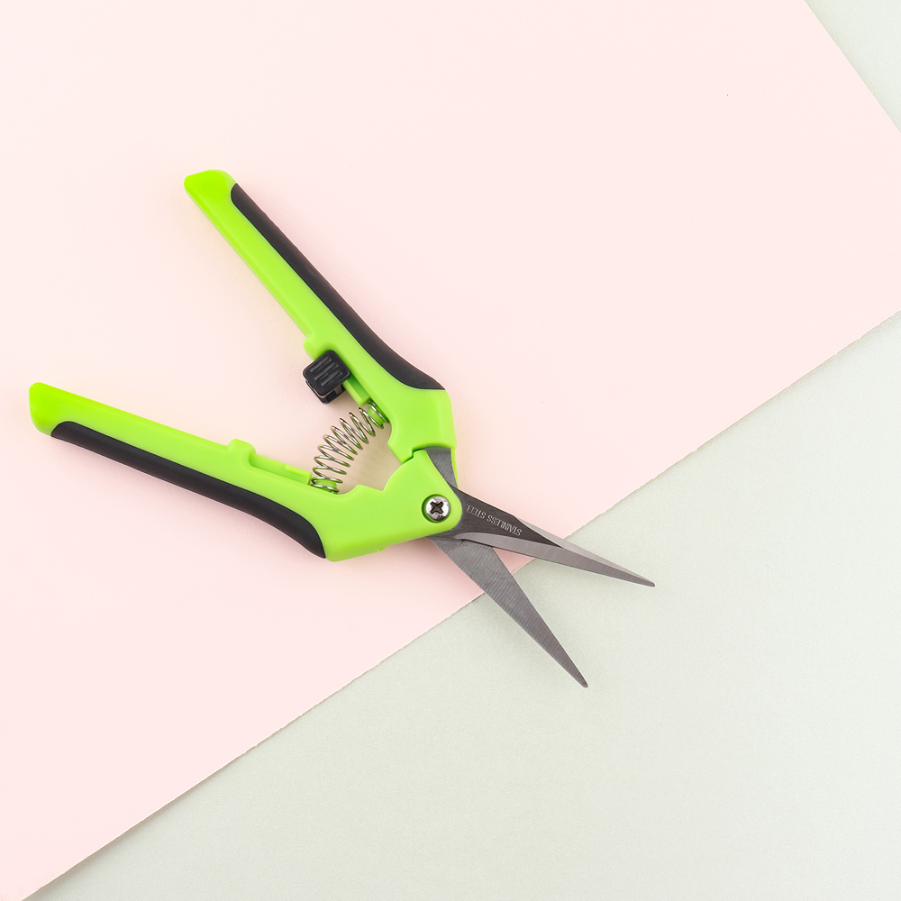 Ciseaux ergonomiques à ressort - Scissors Stainless Craft avis et prix